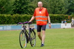 Nicht nur 10,5 km-Starter sondern auch Vorfahrer; Erich ist fitt.