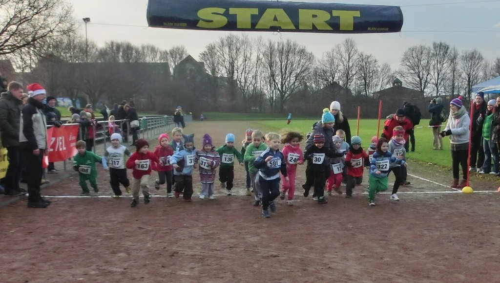Start des Bambinilaufes mit Lisa, Jonah, Tjark und Leon 