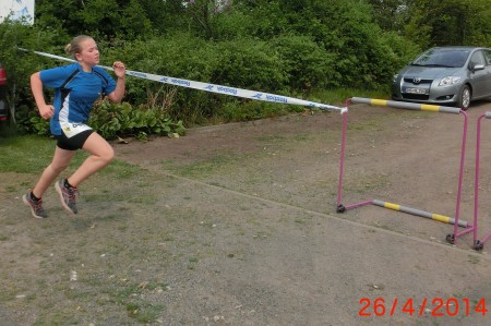 Lea ca. 60 m vor dem Ziel.
