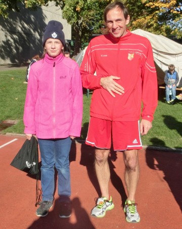 Lea Frömke ist durch und Michael geht gleich auf seine 10 km - Strecke.