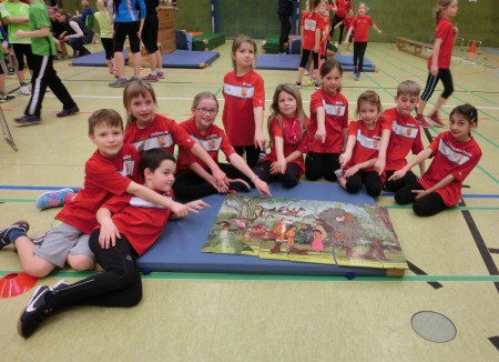 Beim "Puzzle-Rennen" waren wir mit die Schnellsten.