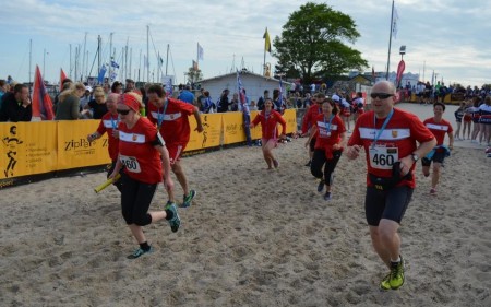 Der Zieleinlauf am Strand des Ostseebades Damp.
