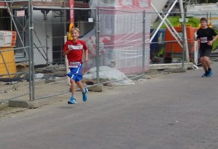 Auch Lukas ist schon in Runde 2.