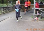 Leonie kurz hinter der Brücke.