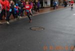 Maximilian kommt ins Ziel.