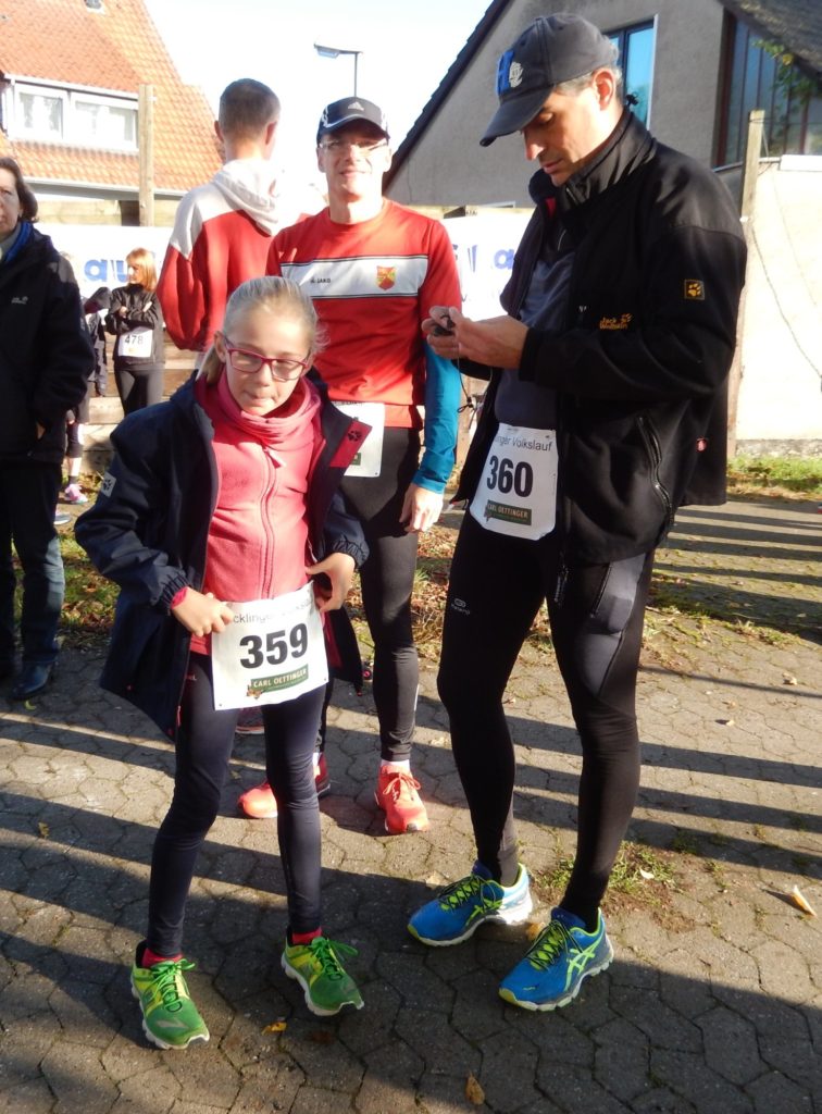 Greta Jacob wird immer schneller - gleich geht es auf die 5300 m Laufstrecke.